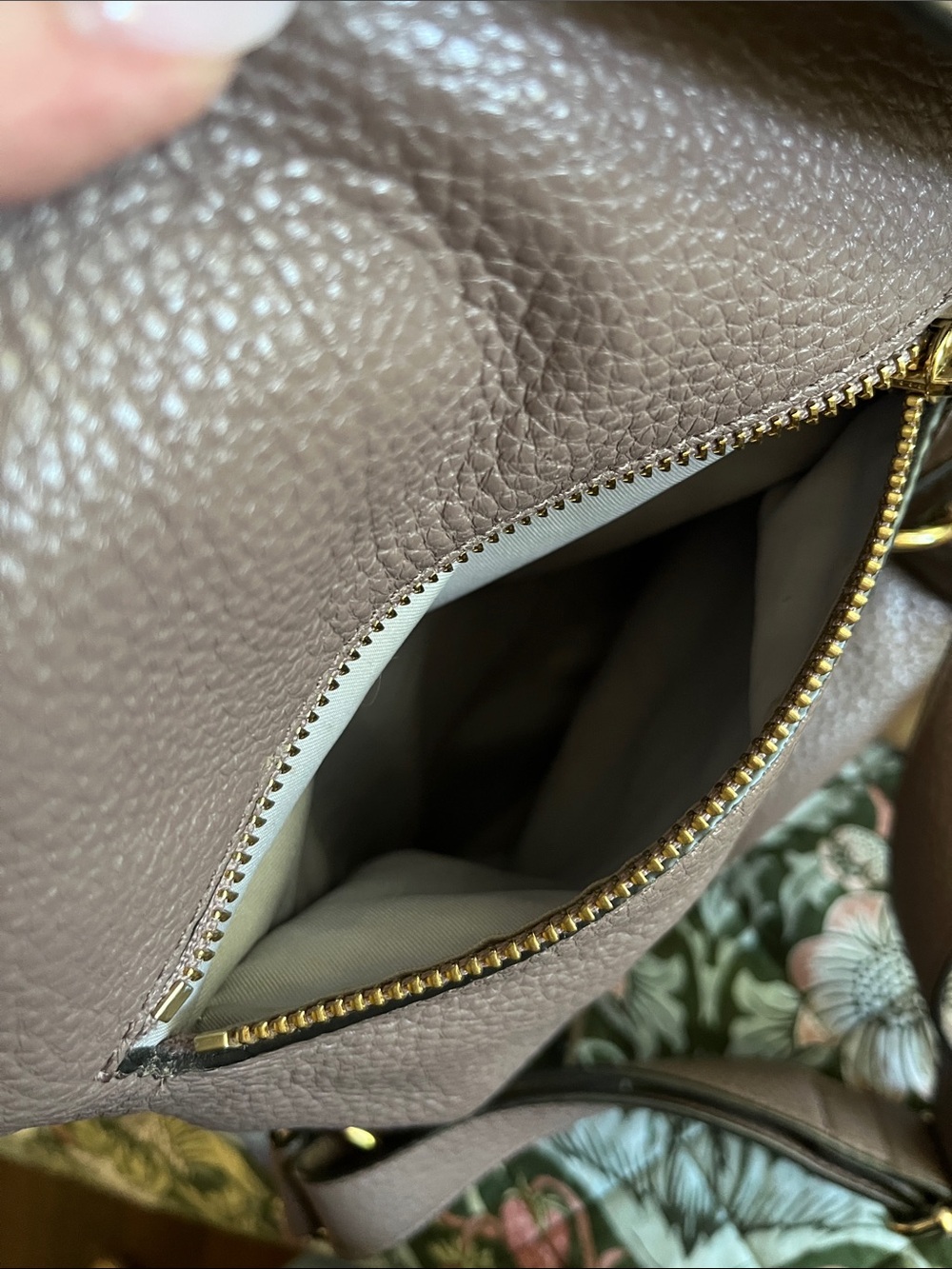 Rebecca Minkoff pebble leather backpack with gold hardware - Picture 3 of 9